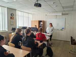 На территории МО Народный, в Санкт-Петербургском Пожарно-спасательном колледже 12 марта 2026 года был проведен семинар для граждан на тему: «Как потребителю защитить свои права»